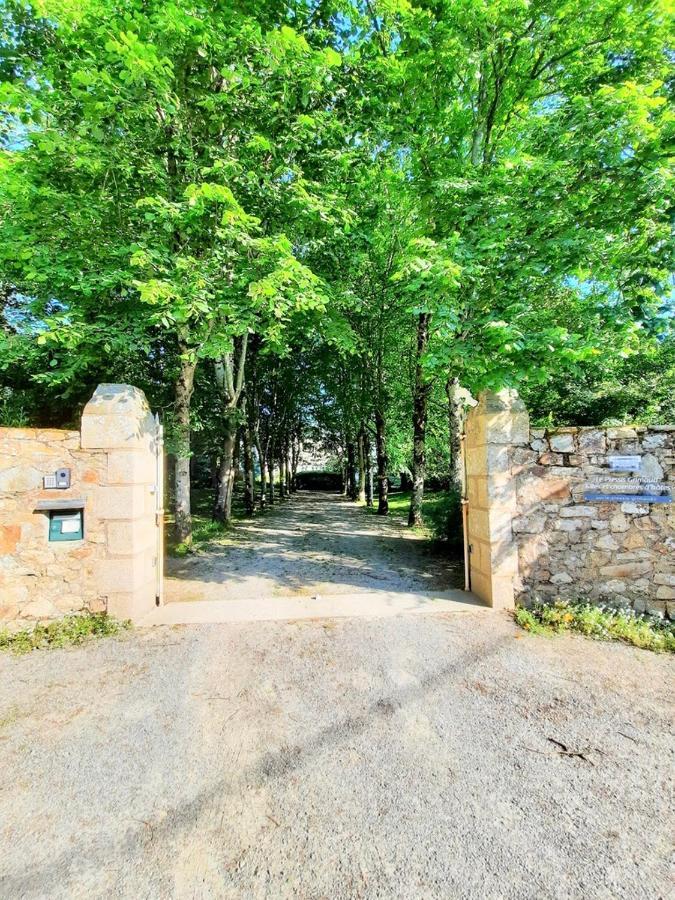 Domaine Du Plessis Grimaud Bed & Breakfast Saint-Viaud Exterior photo